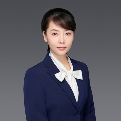 周慧.jpg